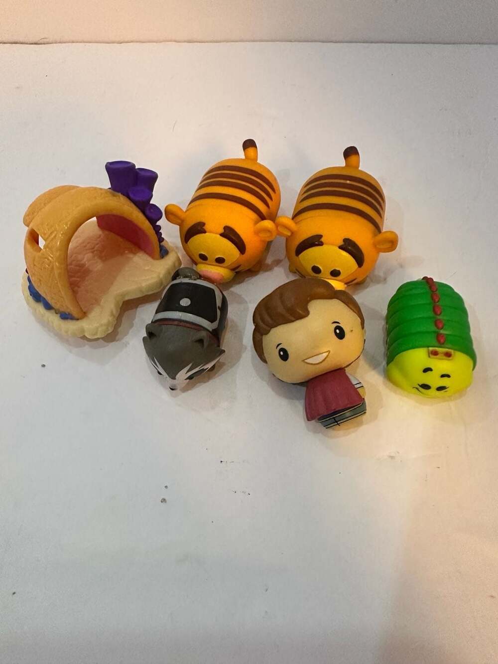 Disney Tsum Tsum Mixed Mini Figure Lot with Accessories